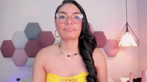 Luna Aspen online show from March 5, 6:15 pm