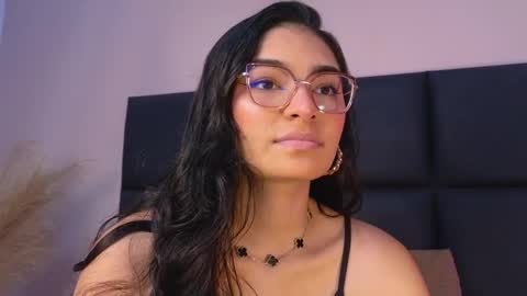 Luna Aspen online show from May 25, 6:18 pm