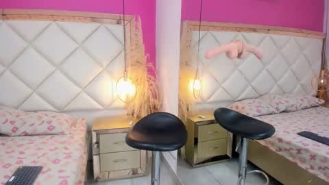 lunacuute online show from January 10, 1:32 am