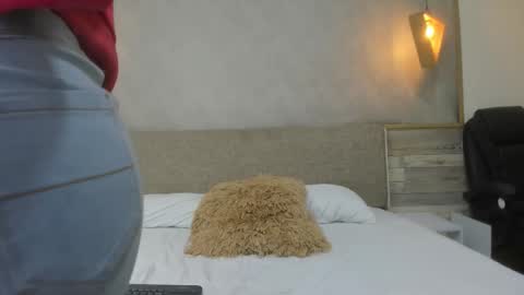 LUNA  online show from October 25, 4:58 pm