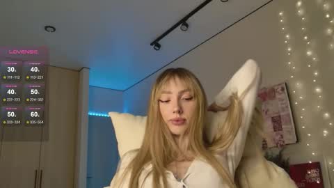 Luna online show from January 15, 12:16 am