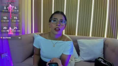 lunamillers_ online show from May 19, 4:30 am