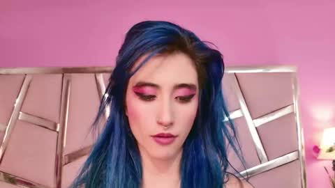 Luna Page online show from October 4, 9:41 pm