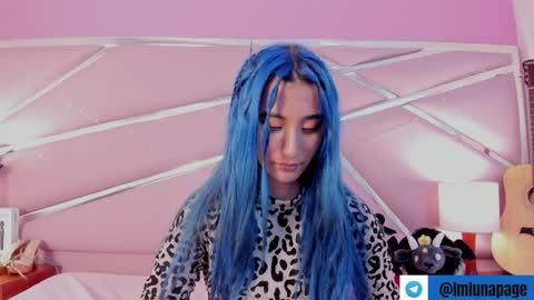 Luna Page online show from February 7, 5:18 pm