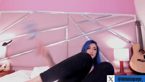 Luna Page online show from January 29, 8:14 pm