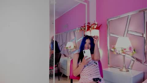 Luna Page online show from September 8, 8:30 pm