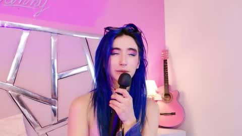 Luna Page online show from September 16, 10:51 pm