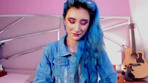Luna Page online show from March 7, 2:56 pm