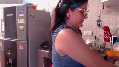 Julieth  online show from July 8, 6:43 pm