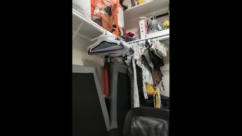 Snapshot of lunapixie2020 chatting on January 17, 6:57 am lunapixie2020 online show from January 17, 6:57 am