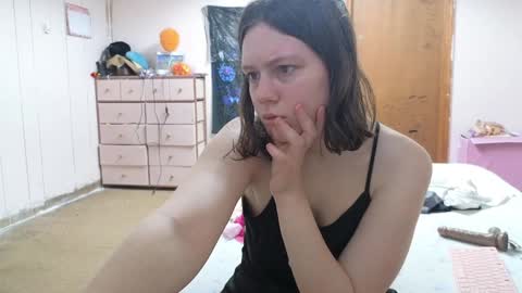 Snapshot of lunaquinn45 chatting on December 28, 4:30 pm lunaquinn45 online show from December 28, 4:30 pm