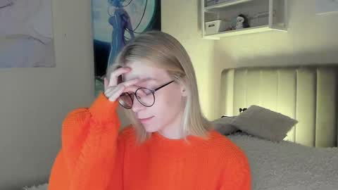 Sofia online show from October 12, 3:03 pm