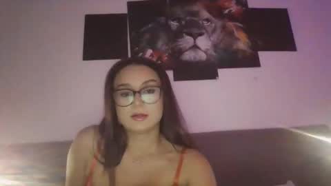 lunasky04 online show from September 22, 5:55 pm