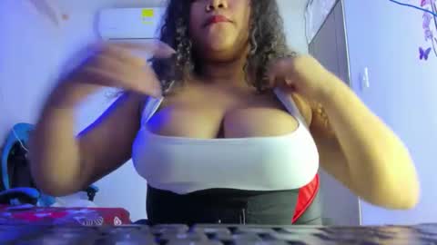 luna online show from February 7, 9:07 pm