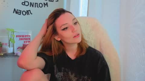 Kate online show from May 18, 10:10 am