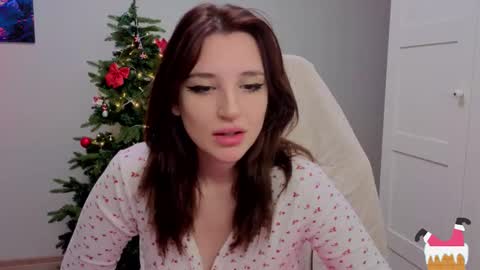 Kate online show from December 19, 8:17 am