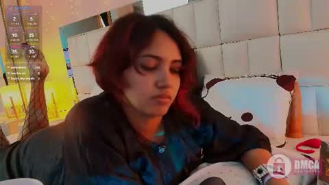 Lune  online show from August 4, 3:51 pm