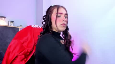 Lurea pearl online show from November 26, 6:25 am