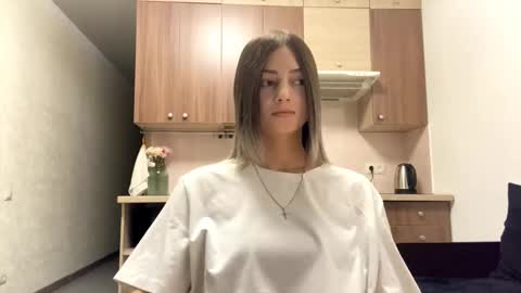 Snapshot of lurlineoline chatting on October 23, 6:25 pm May online show from October 23, 6:25 pm
