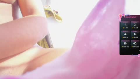 lusciouslipsxx online show from May 28, 6:33 am