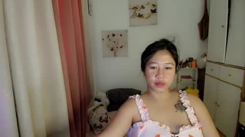 Sweety online show from March 19, 2:49 am