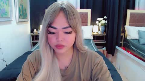 Trina online show from December 14, 10:45 am