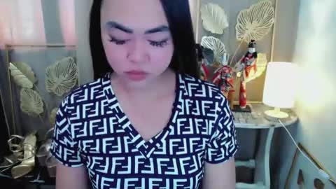 Trina online show from May 18, 4:07 am