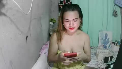 Flora Mae online show from May 19, 8:43 am