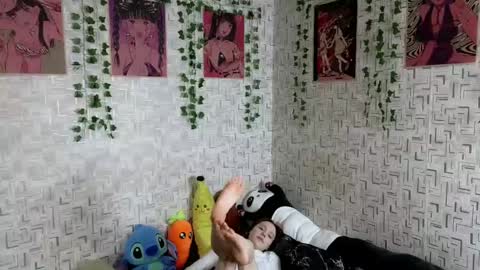 Snapshot of lusypickme chatting on March 3, 4:43 am lusypickme online show from March 3, 4:43 am