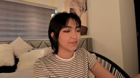 Lu online show from January 6, 1:08 pm