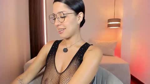 Lu. online show from January 8, 9:52 pm