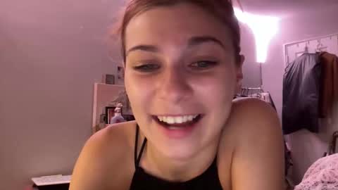 luvkoko online show from May 23, 7:39 am