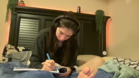 luvrxstarx online show from December 20, 2:48 am