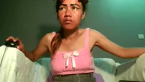 Bee Bee online show from May 6, 5:22 am
