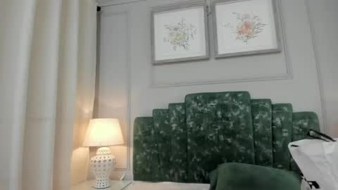 lux_bitchx online show from May 26, 3:17 am