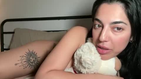 luxcher22 online show from February 12, 8:05 am