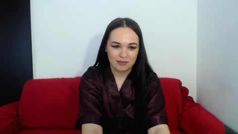 Laura online show from December 8, 4:14 am