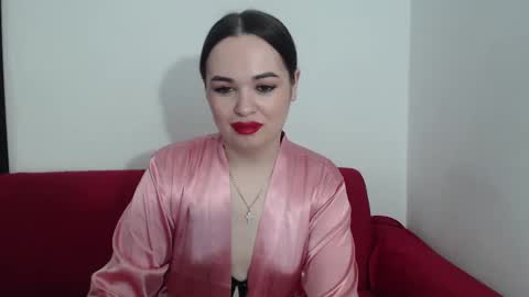 Laura online show from December 16, 2:04 am