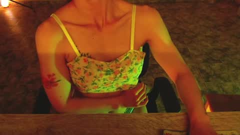 Liss online show from April 5, 2:32 am