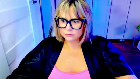 Diana online show from May 12, 6:21 am