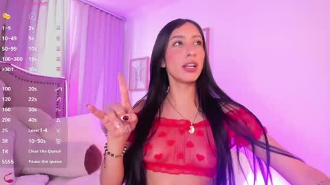 lya_brown online show from May 5, 12:41 pm
