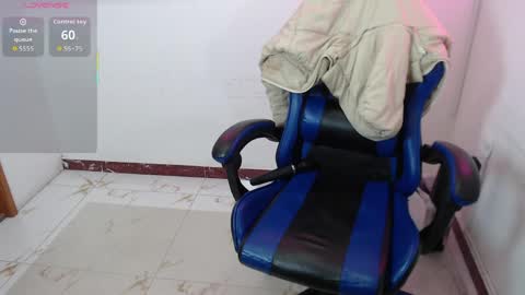  Lycoris  online show from April 5, 9:14 pm