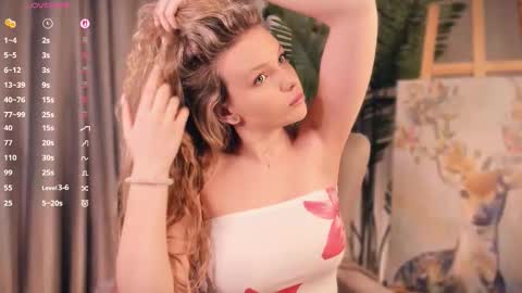 simply Eliza  online show from March 3, 8:09 am