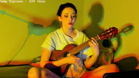 LylacDoll online show from February 2, 1:37 am