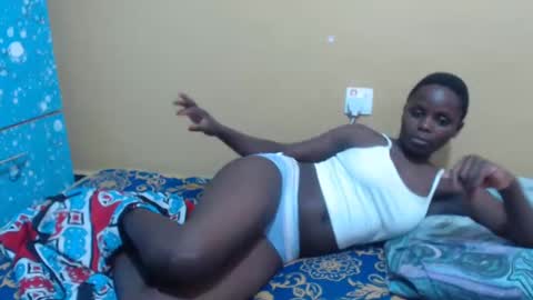 lyn_anna online show from February 10, 7:04 am