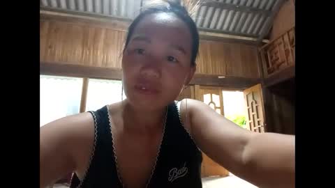 lyn_eva online show from June 6, 10:38 pm