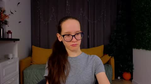 Sara online show from January 15, 4:11 pm
