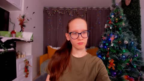 Sara online show from December 29, 4:08 pm