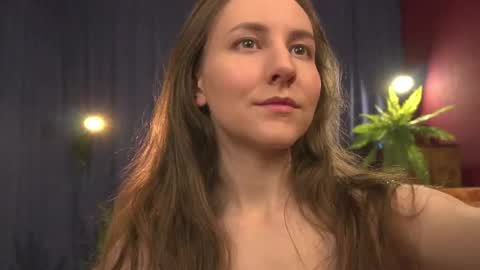 Lynn online show from April 13, 4:25 am