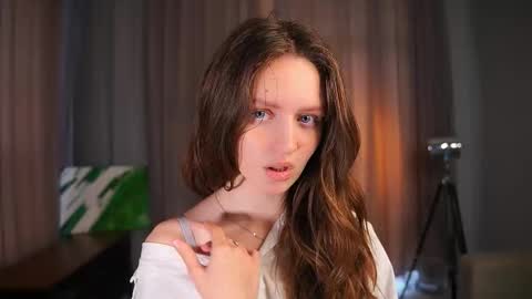 Helena online show from September 19, 4:33 am